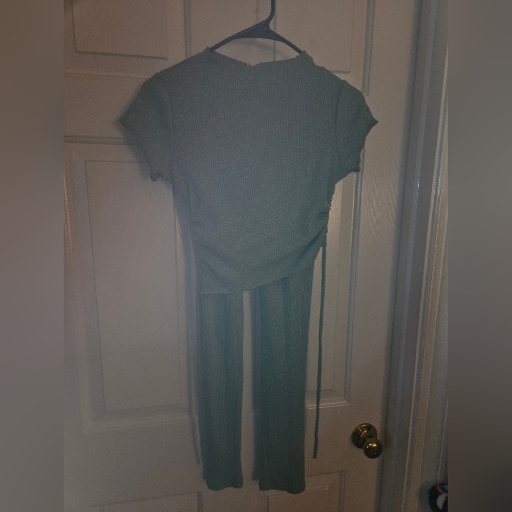 Fashion Nova Ribbed Pant Set in Sage - Picture 5 of 5